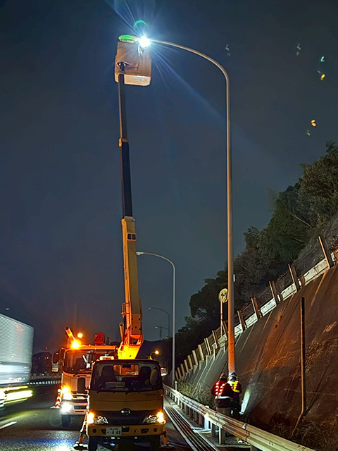 道路照明設置工事